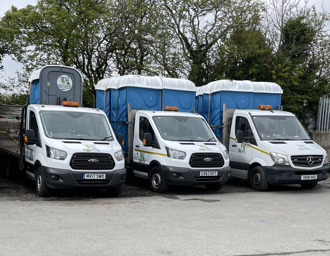 toilets on the go portable toilet hire in the north west