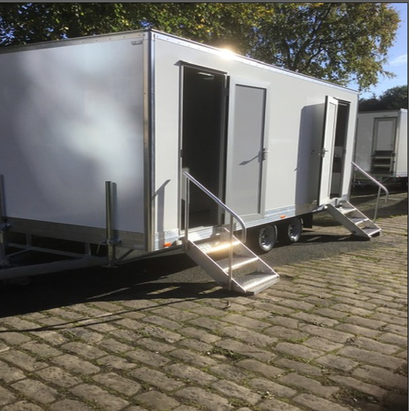 luxury toilet trailer hire from toilets on the go 