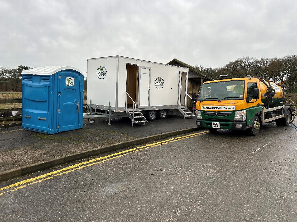 portable toilet trailer servicing from toilets on the go bolton